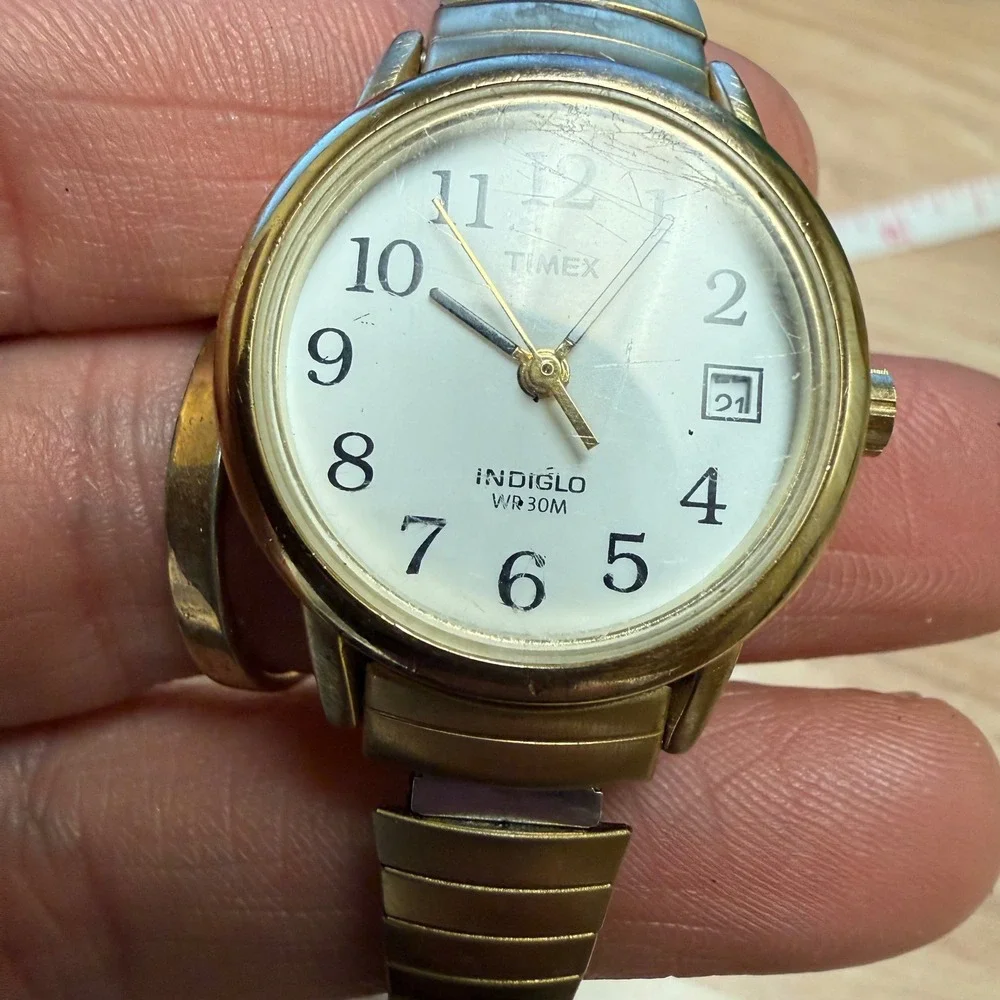 Timex Indiglo WR 30M Womens Watch Gold Tone Expansion Band White Dial Date Works